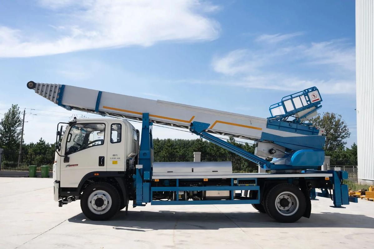 滑县云梯上料车租赁费用