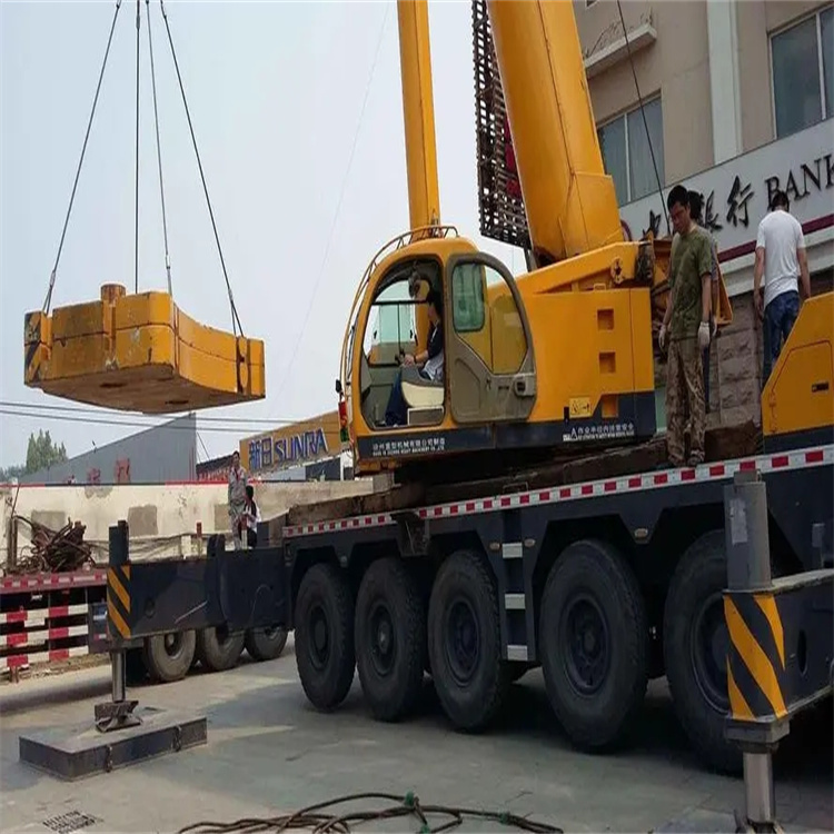 滑县当地吊车出租|机器吊装|75吨|工厂搬迁服务